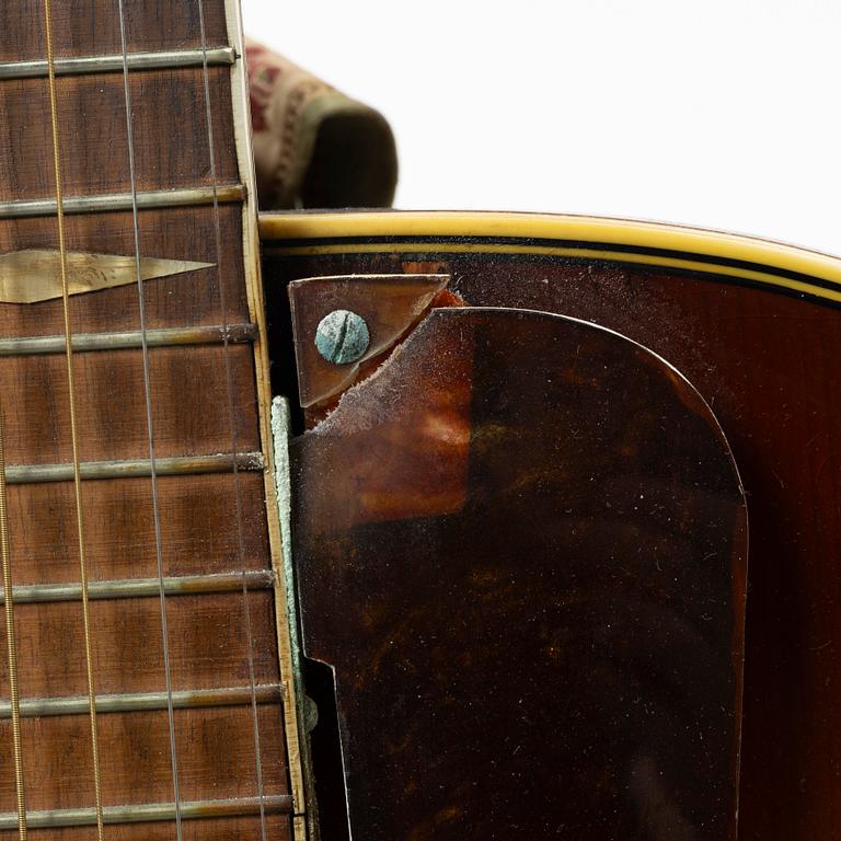 Herman Carlsson Levin, akustisk gitarr, "Modell 22", Sverige, 1945.