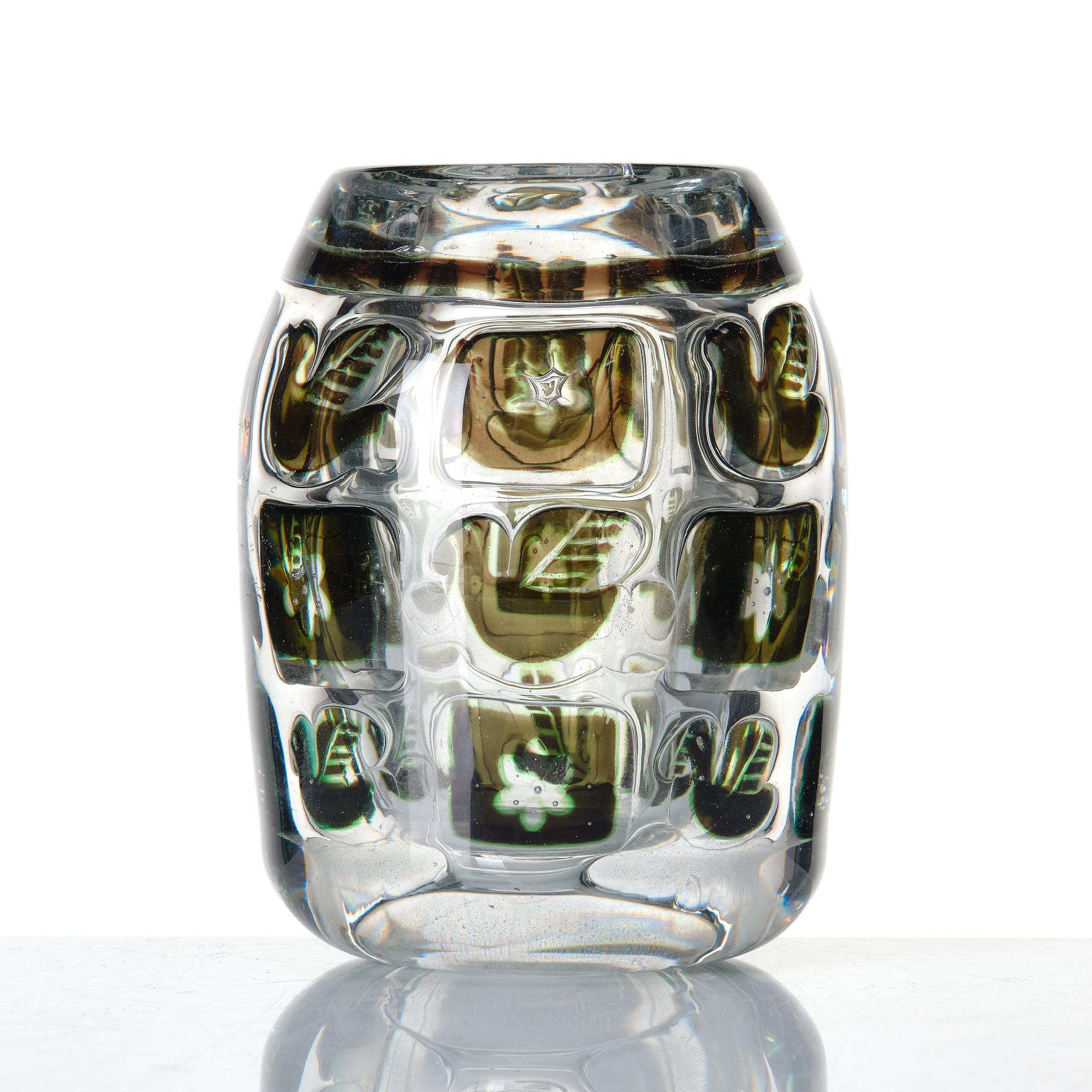 Edvin Öhrström, an 'ariel' glass vase, Orrefors, Sweden 1937, no 36.