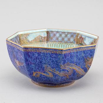 A 20th century porcelain bowl, by Wedgewood.