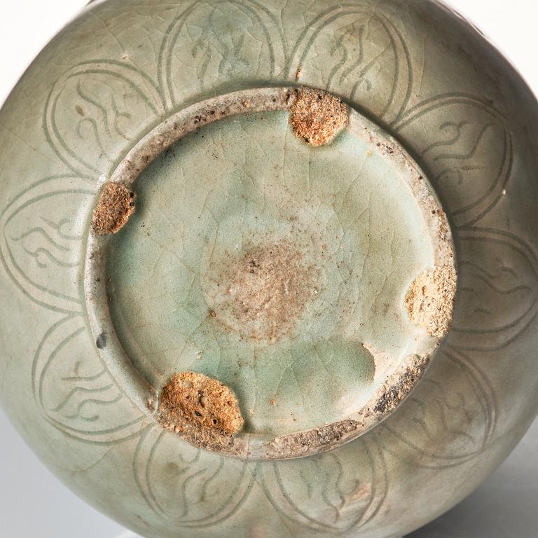 A Korean Celadon glazed double gourd bottle, Koryo dynasty, 12/13th century.