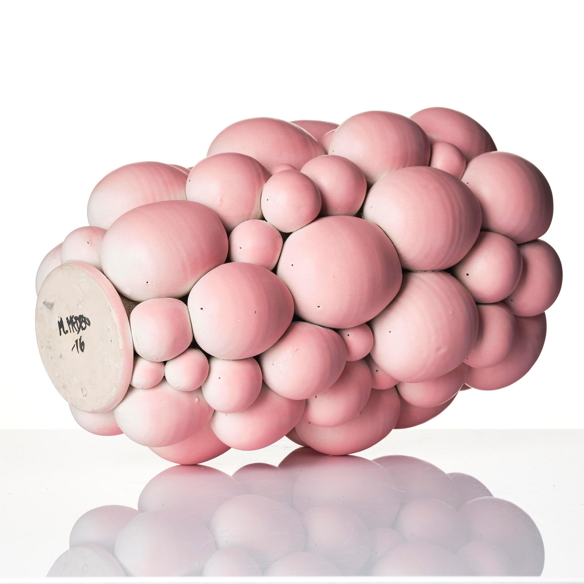 Mårten Medbo, skulptur/vas, "Crowd", stengods, egen ateljé, 2016.