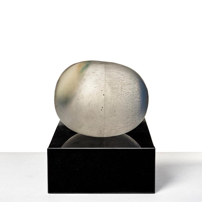 Bertil Vallien, skulptur, vilande huvud, "Resting head", Kosta Boda, unik.