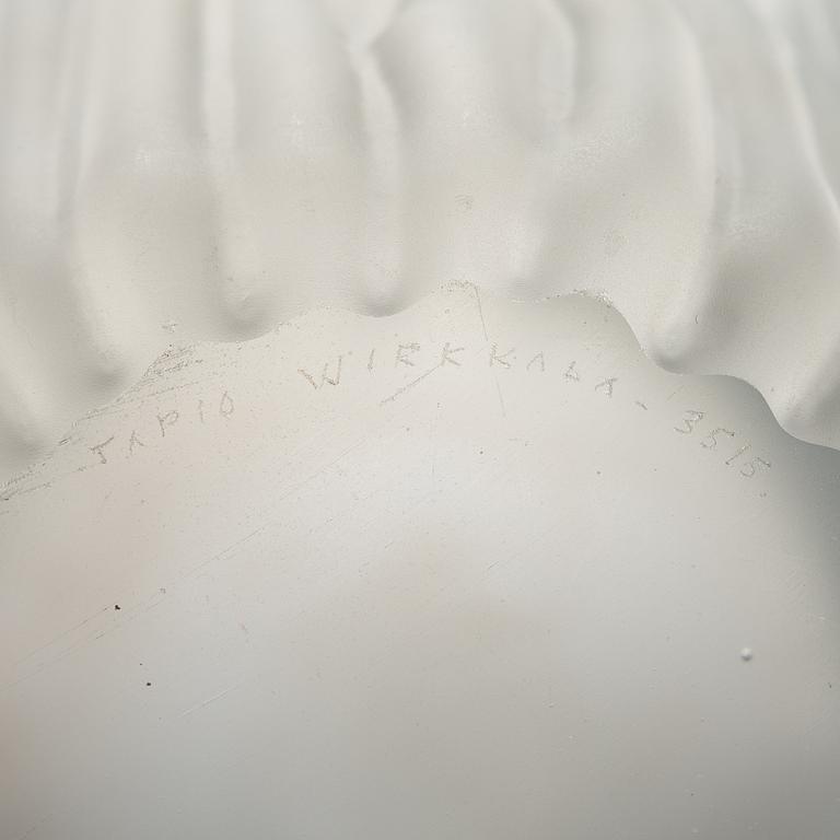 Tapio Wirkkala, a glass vase, signed Tapio Wirkkala, Iittala 3515.