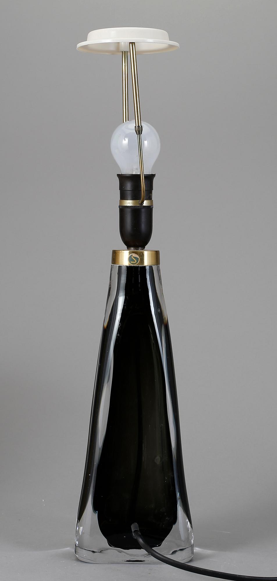 BORDSLAMPA, glas, Carl Fagerlund, signerad, Orrefors.