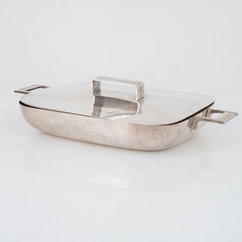 Jan Lundgren, a silver dish with cover, Stockholm, 1979.