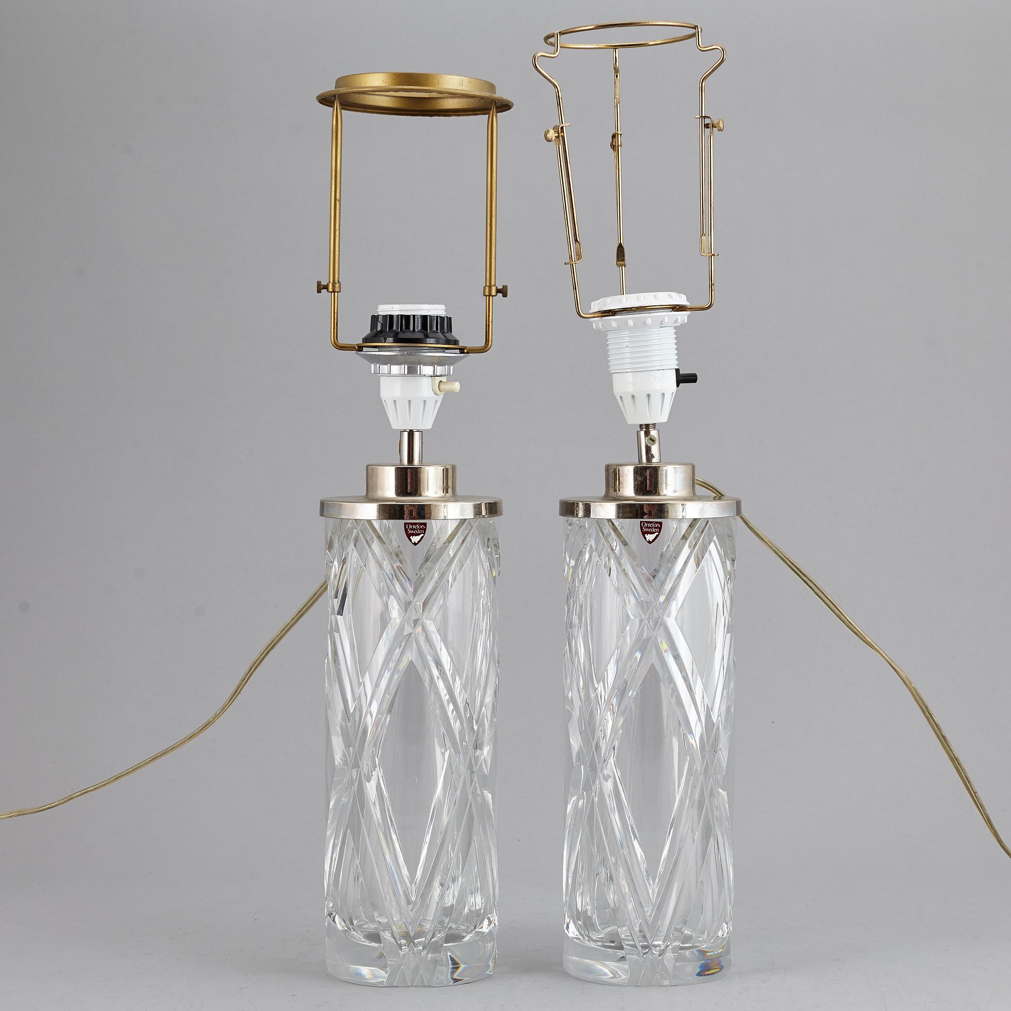OLLE ALBERIUS, a pair of glass table lights, Orrefors.