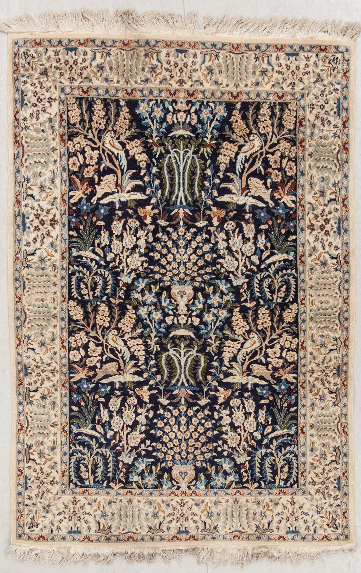 MATTA, old/semiantik, Nain, figural, part silk, ca 188 x 127 cm.