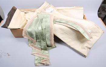 PARTI TEXTILIER. Gardinuppsättningar.