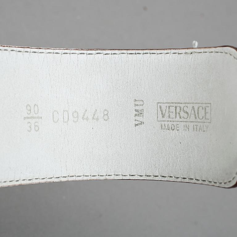 SKÄRP, Versace.