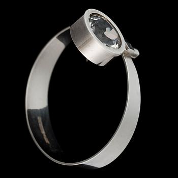 ELIS KAUPPI, bracelet, silver, facetted rock crystal. Kupittaan Kulta, Turku Finland 1965.