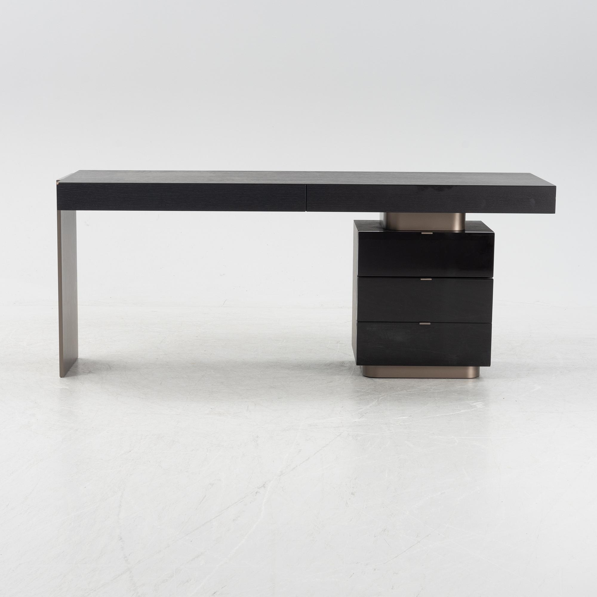Rodolfo Dordoni, a 'Carson' desk, Minotti, Italy.