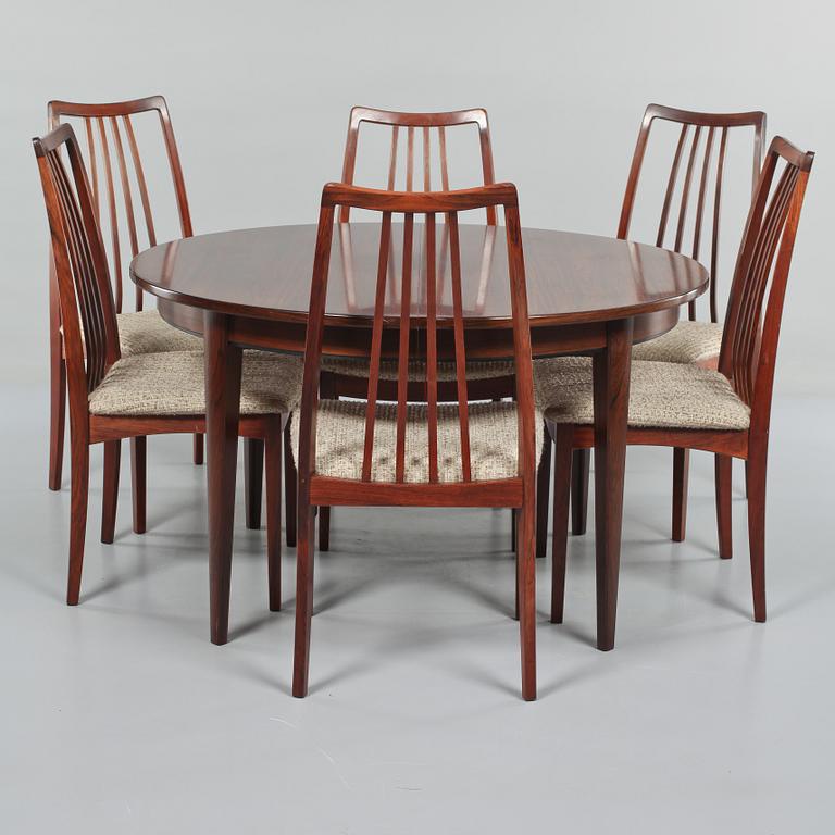 BORD,  Gunni Omann för Omann Jun Möbelfabrik, samt STOLAR, 6 st, 1900-talets andra hälft.