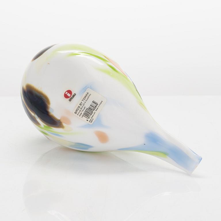 Oiva Toikka, annual glass bird, signed O. Toikka Nuutajärvi 2014.