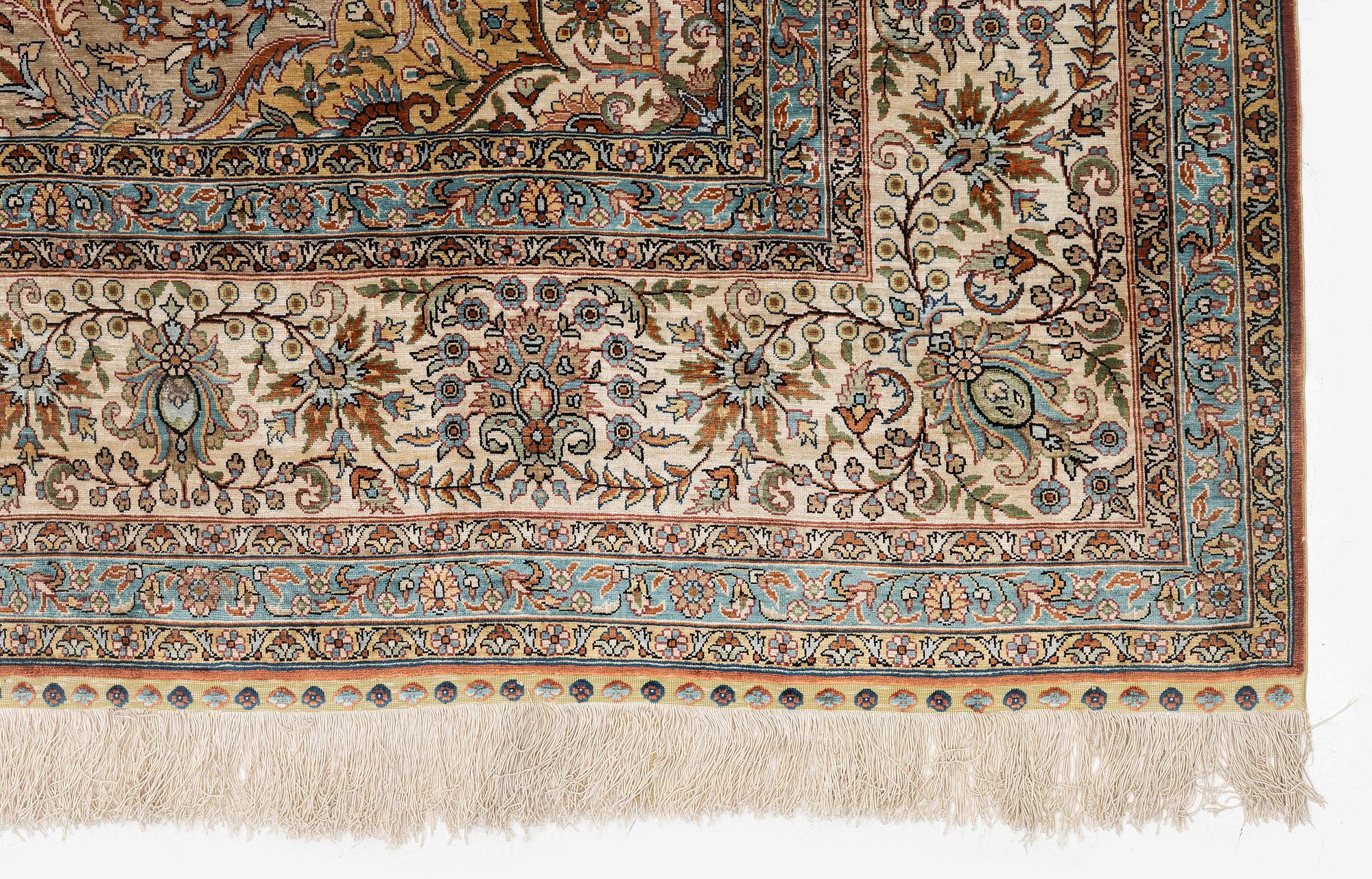 Matta, semiantik Turkisk silke, ca 294 x 198 cm.