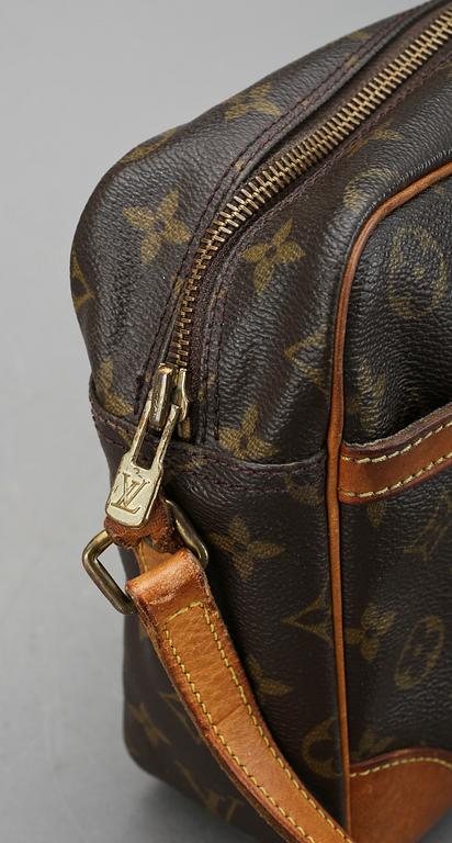 HANDVÄSKA, Louis Vuitton.