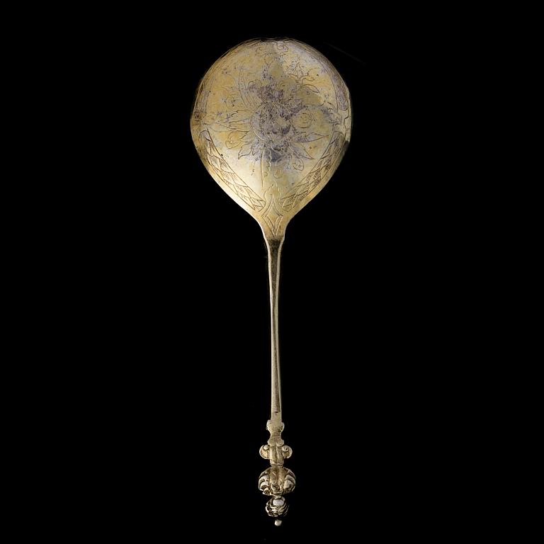 SPOON, gilt silver baroque 17th century, unmarked.