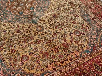 Matto, a semi-antique silk Turkish with metal brocade, ca 194-195 x 127,5-132,5 cm.