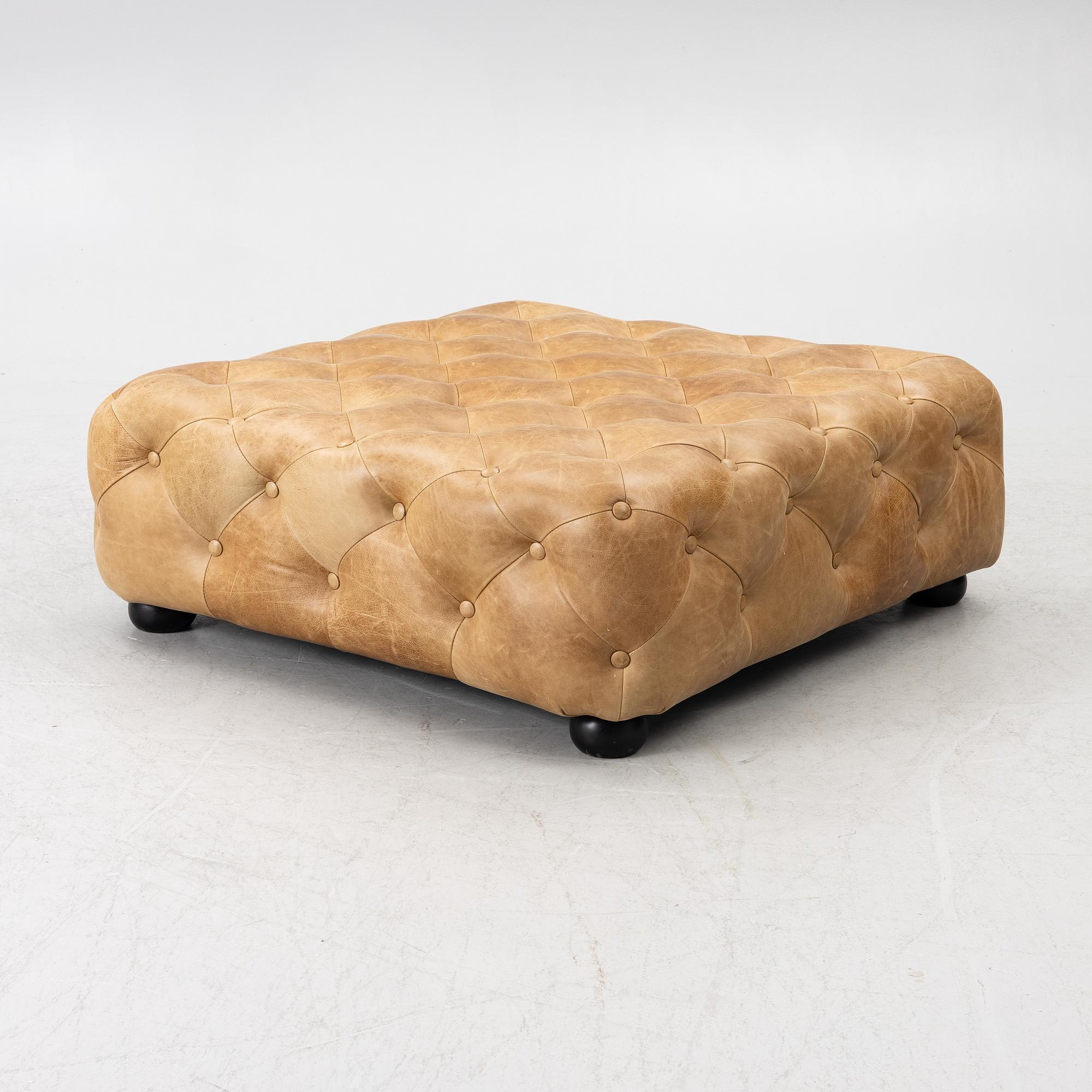 Pouf/ottoman, contemporary production.