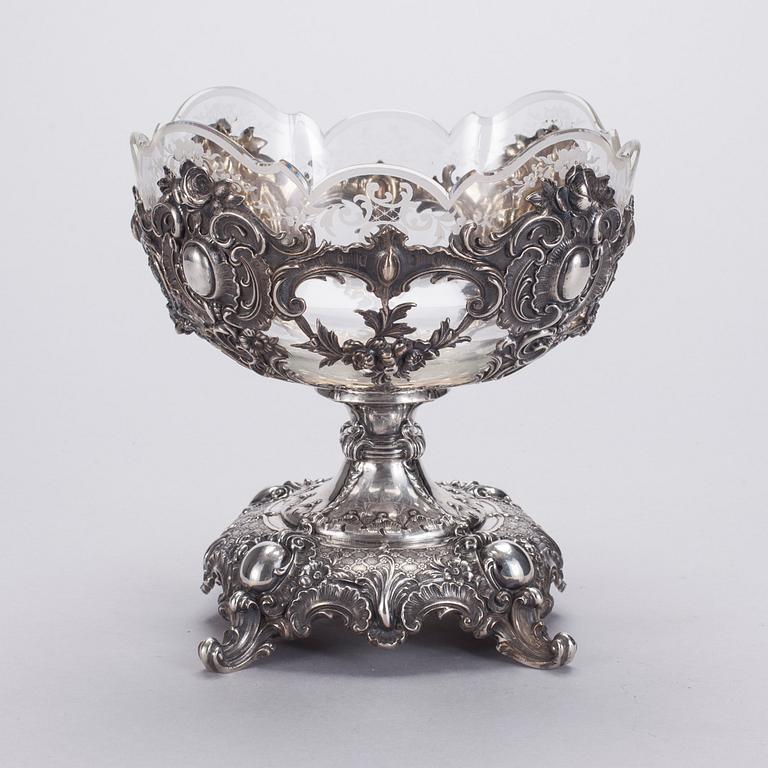 JALALLINEN MALJA, hopeaa ja lasia, rokokootyylinen, Schurmann, Frankfurt 1800-luvun loppu.