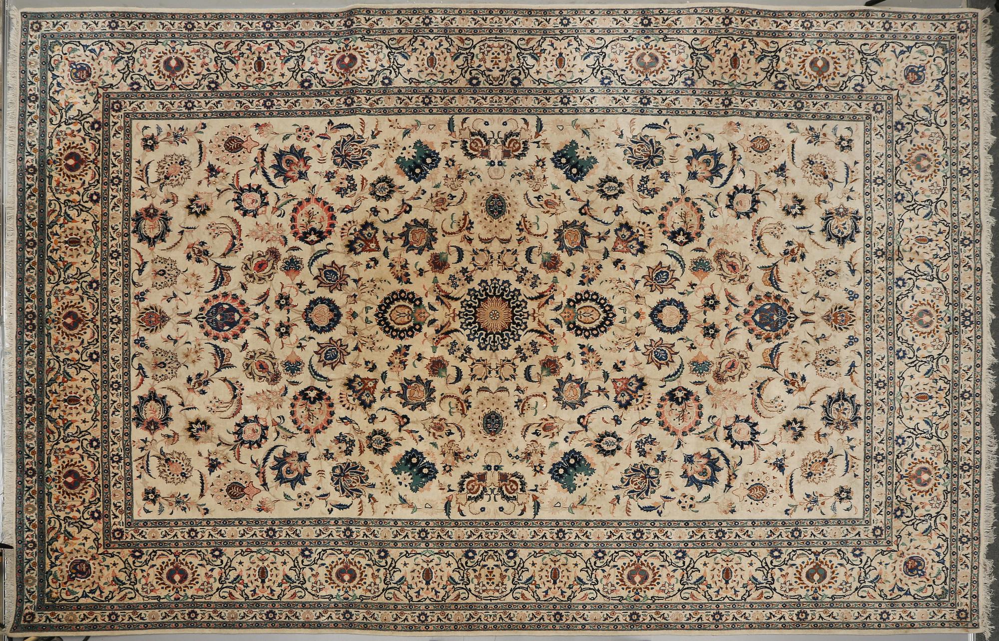 Matta, Keshan, old, ca 430 x 300 cm.