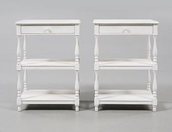 SÄNGBORD, ett par, 1900-tal.