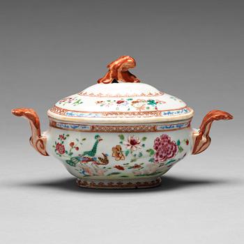 165. A famille rose 'Double Peacock' tureen with cover, Qing dynasty, Qianlong (1736-95).