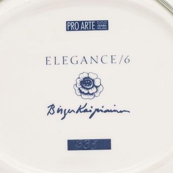 Birger Kaipiainen, A decorative porcelain dish, 'Elegance/6', numbered 335. Pro Arte, Arabia.