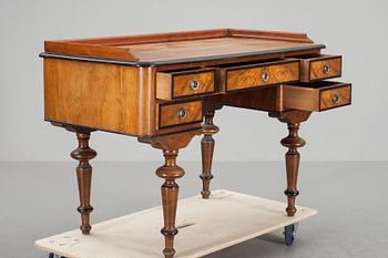 SKRIVBORD, nyrenässans, 1800-tal.