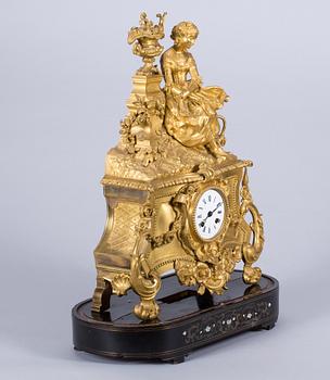 BORDSPENDYL, nyrokoko, Frankrike. 1800-talets mitt.