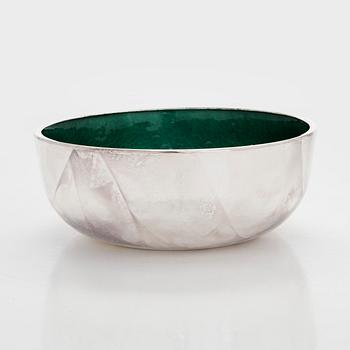 A. Tillander, skål, sterlingsilver och emalj, Åbo 2005.