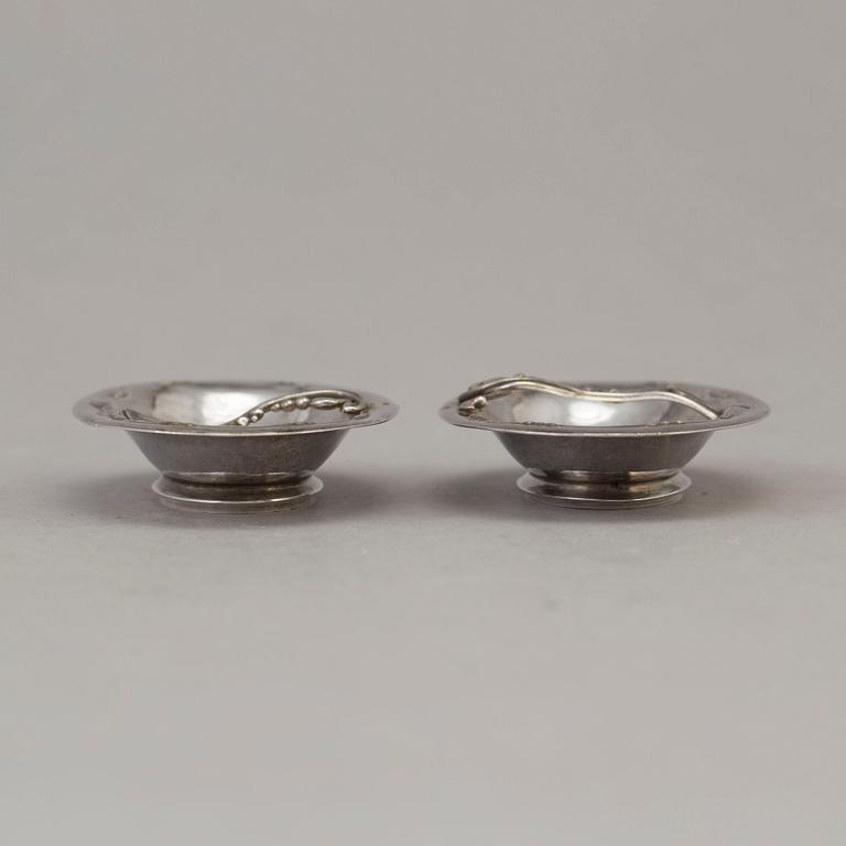 GEORG JENSEN, a pair of silver Art Nouveau salt cellars, design 243, Copenhagen, 1918.