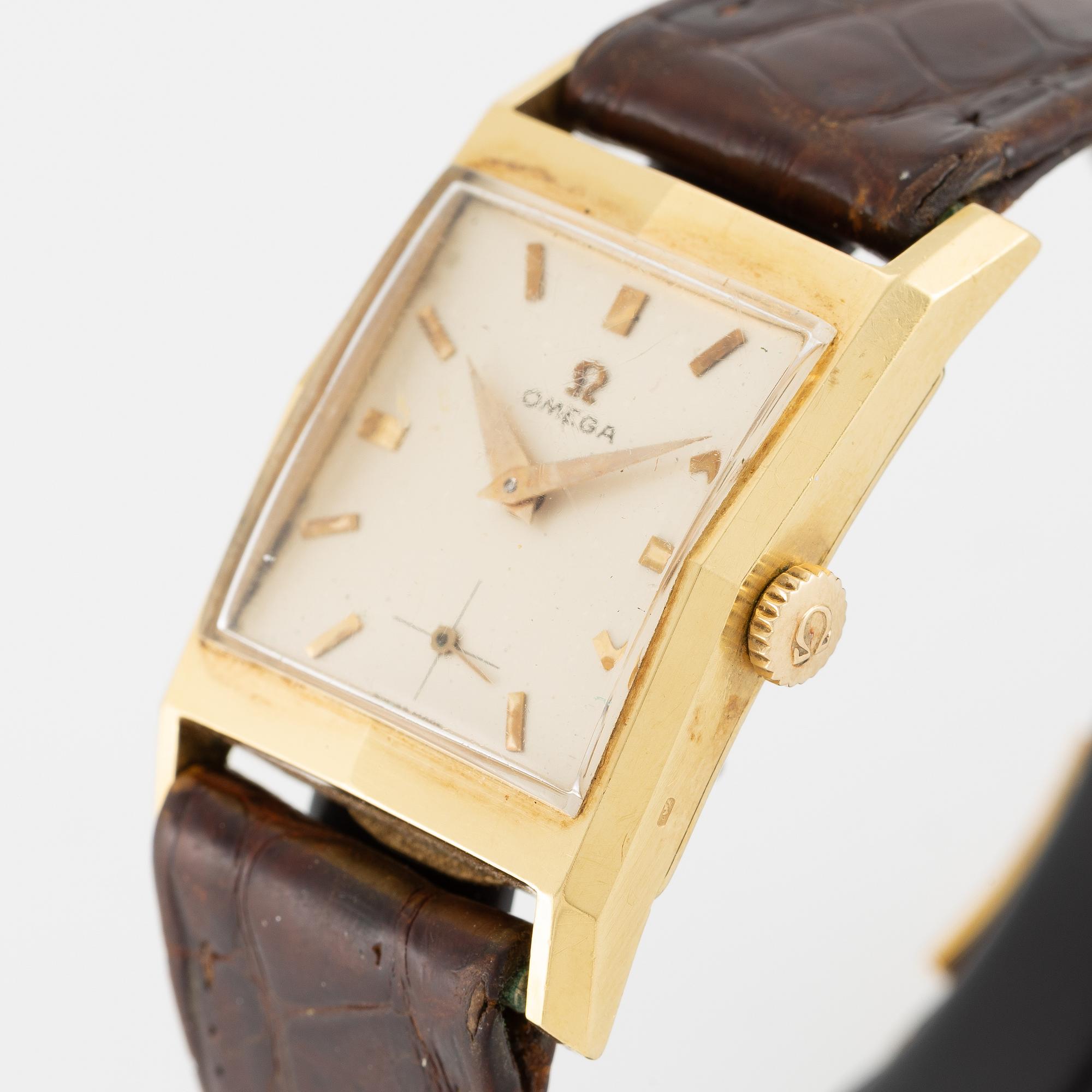 Omega, wristwatch, 23.8 x 27.6 (37) mm.