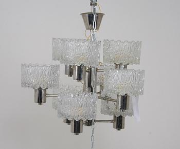 TAKARMATURER, ett par snarlika. H 52.