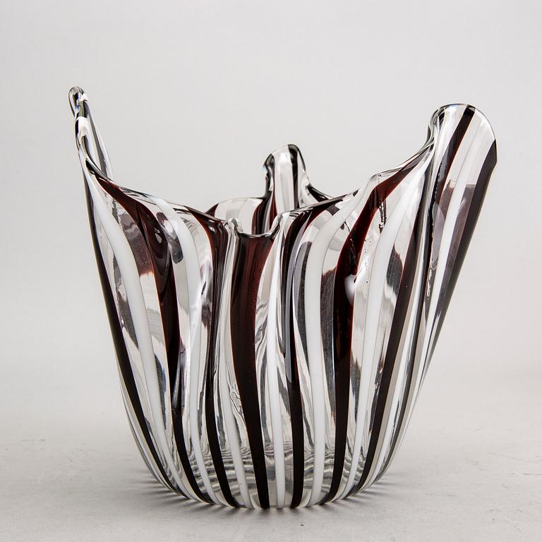 Probably Paolo Venini & Fulvio Bianconi, glass, "Fazzoletto", Venini, Murano, Italy.