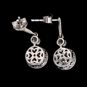 ÖRHÄNGEN, 1 par, sterlingsilver, diamanter tot ca 0.16 ct.