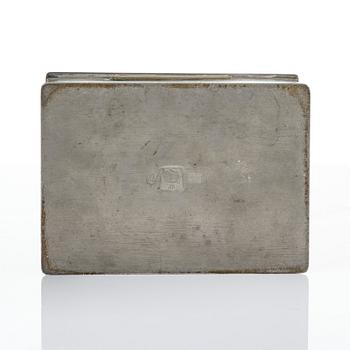Nils Fougstedt, attributed to, a lidded box, Herman Bergman konstgjuteri, Stockholm, 1927.