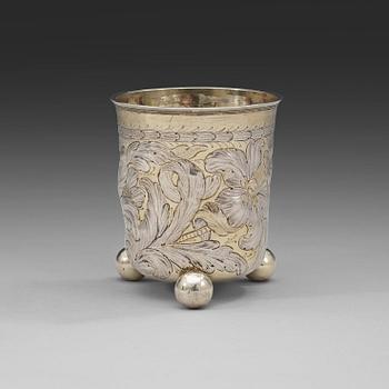 758. A German 17th century parcel-gilt beaker, marks of Tobias Lange d.ä., Dresden (1676-1695).