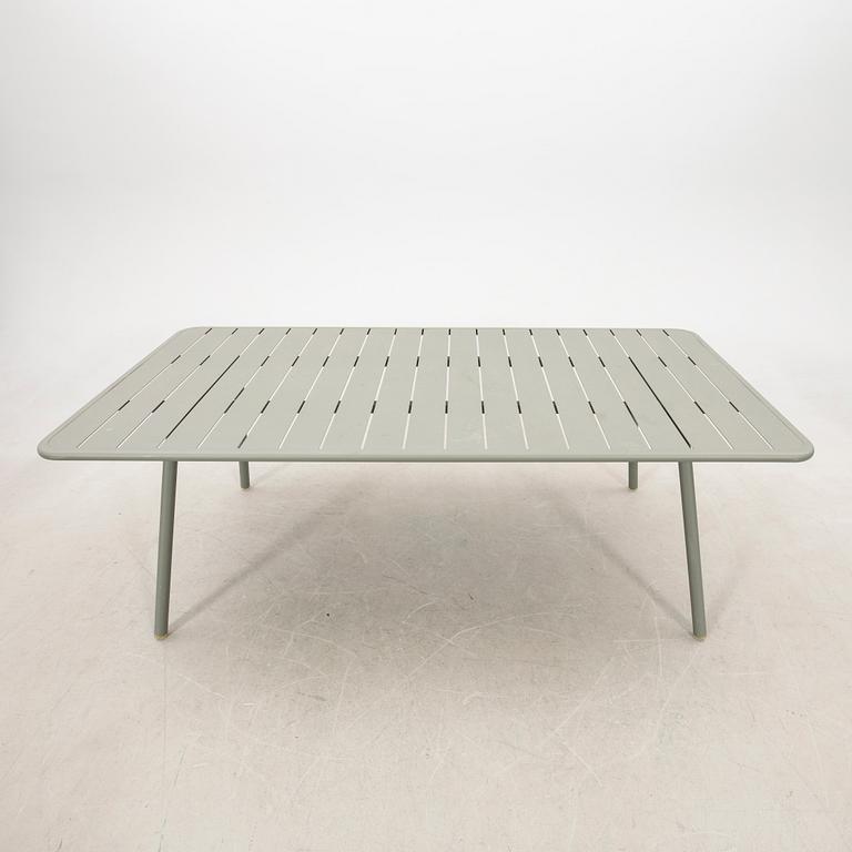 Frédéric Sofia table/garden table "Luxembourg" Fermob France 21st century.