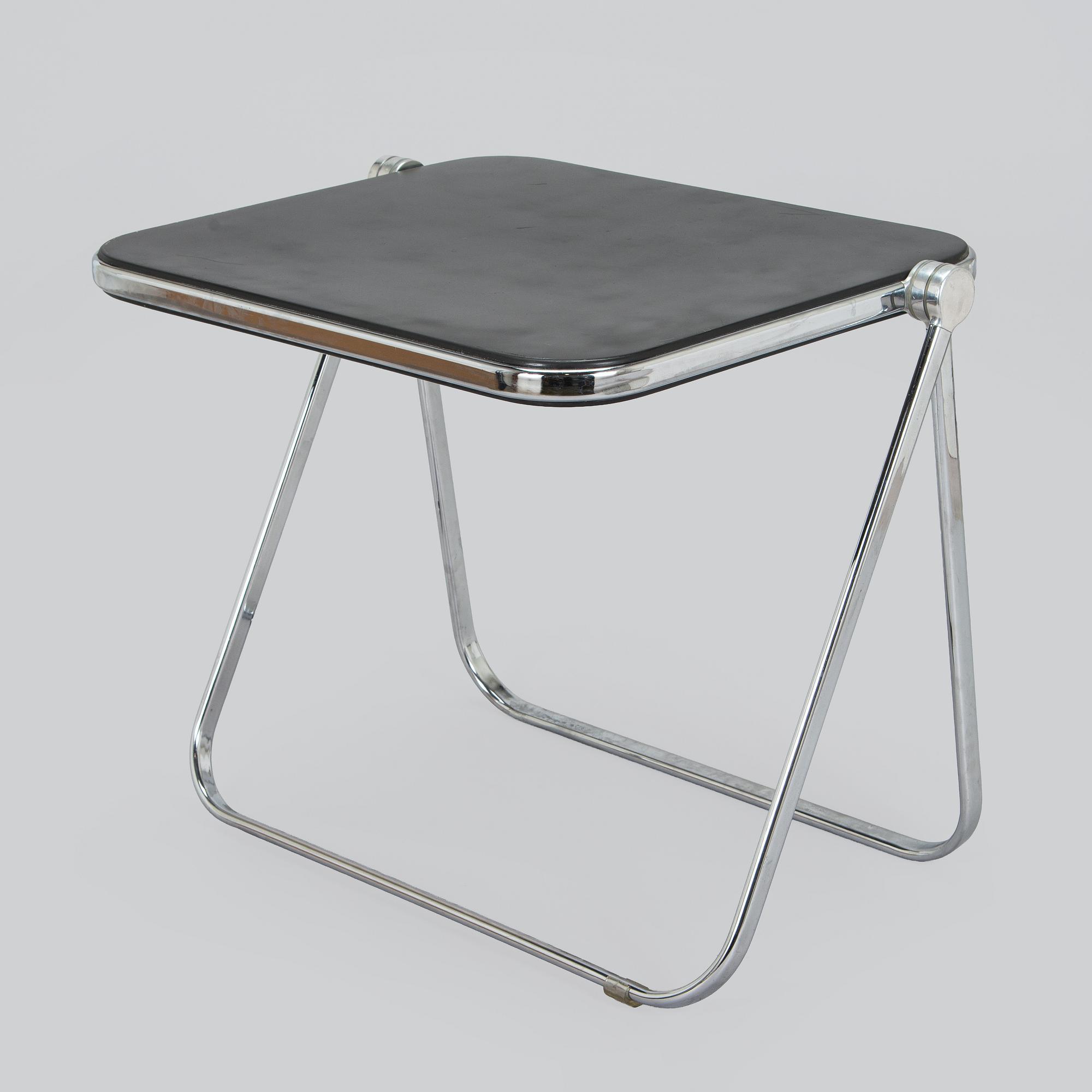Giancarlo Piretti, pöytä, "Platone", Castelli, Italia, 1960/70-luku.