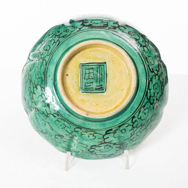 Skålfat, Kutani, "Yoshidaya revival", Edo, tidigt 1800-tal.