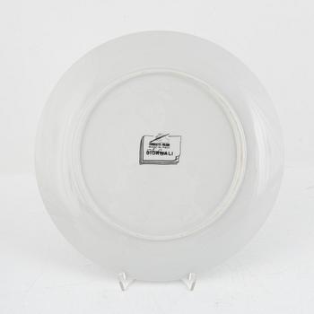 Piero Fornasetti, tallrikar, 6 st, porslin, "Giornale", Milano, Italien.