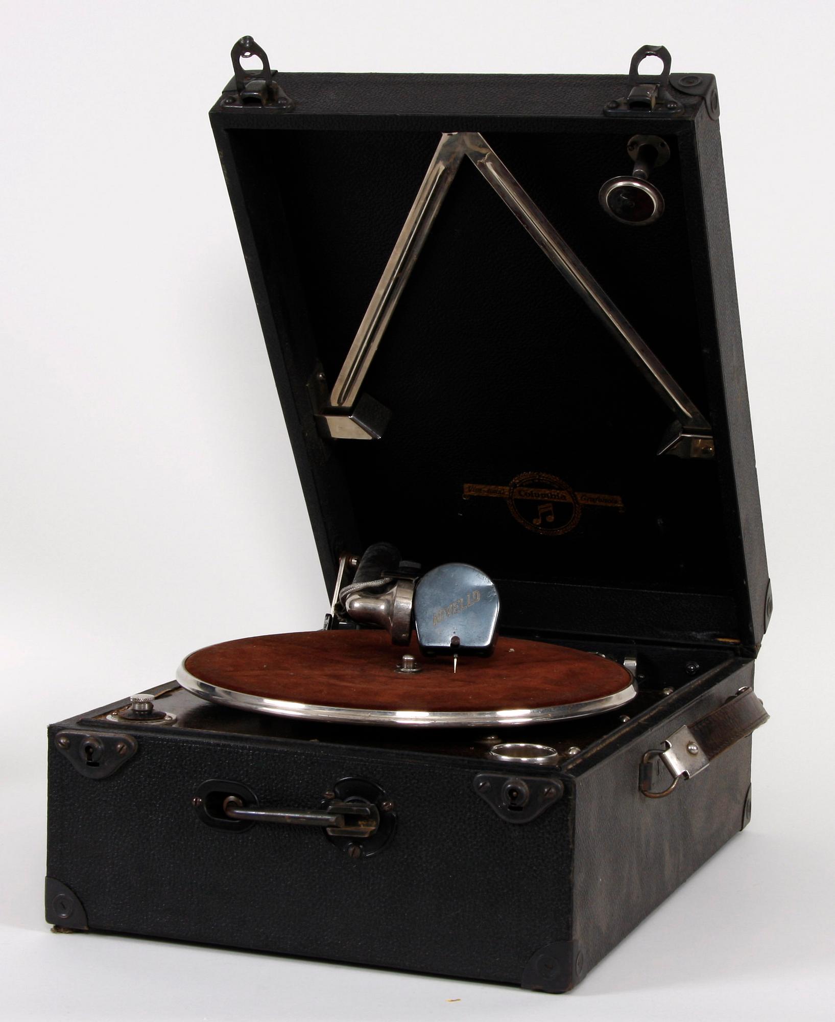 RESEGRAMMOFON, märkt Columbia, England.