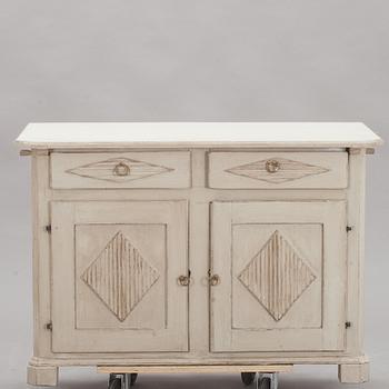 SKÄNK, Gustaviansk stil. 1800-tal.
