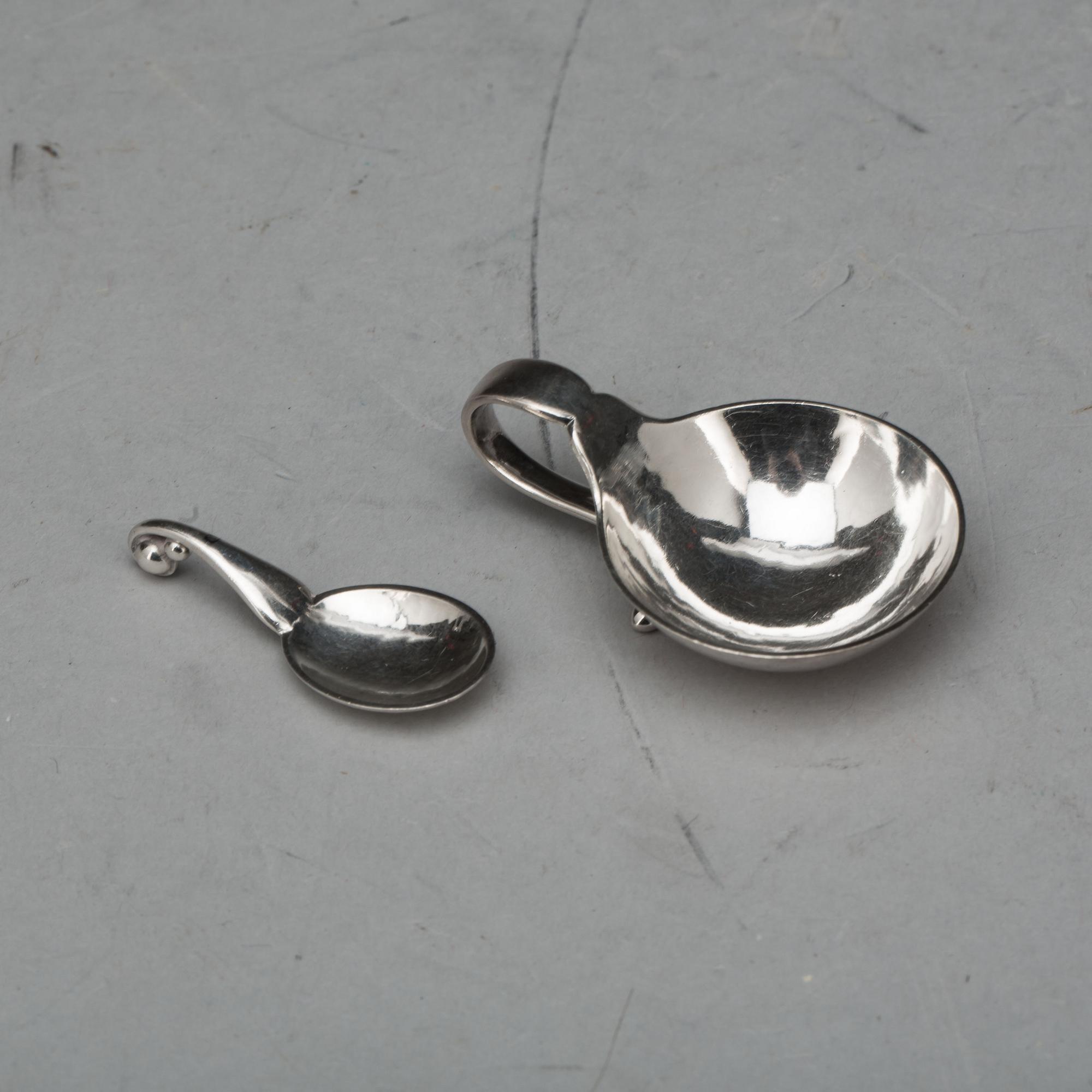 SALTKAR MED SKED, 6 st, silver, Georg Jensen Danmark med svenska importstämplar. Ca 105g.