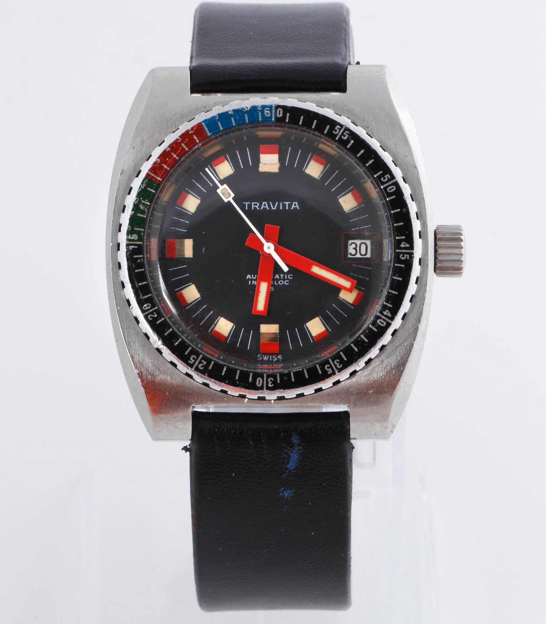 TRAVITA, armbandsur, 37 x 35 (43) mm.