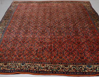 A carpet, semi-antique Bidjar, ca 386 x 246 cm.