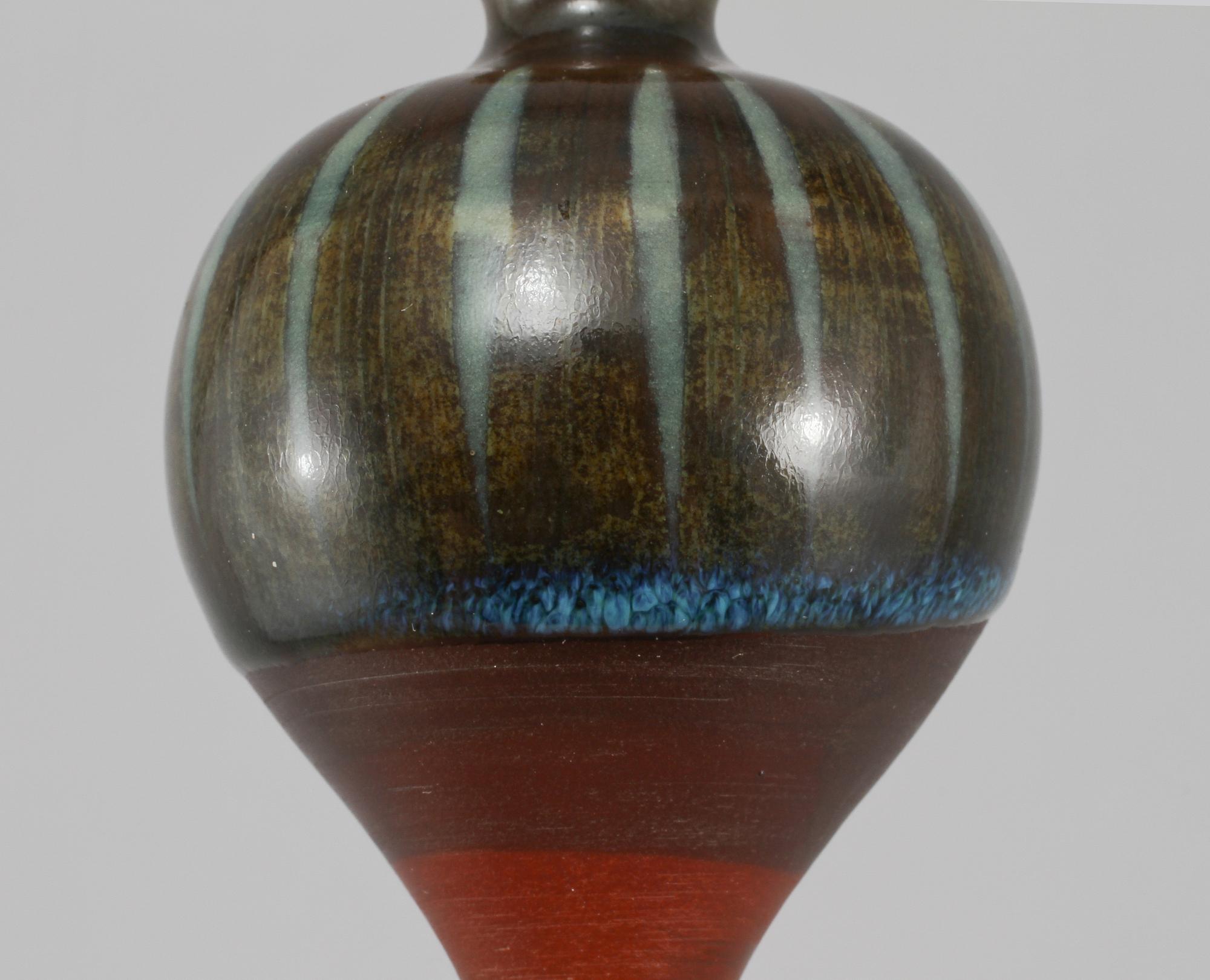 MINIATYRVAS, Farstagods, "Spirea", Wilhelm Kåge, Gustavsbergs studio, omkring 1900-talets mitt.