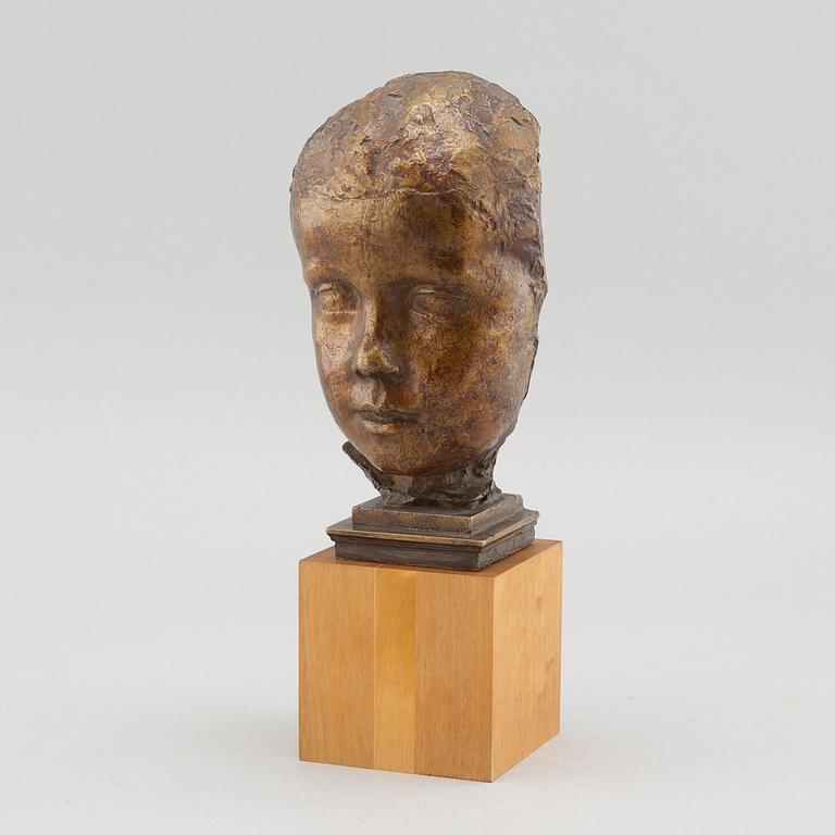 a bronze sculpture, signed and uncleared numbered 1/10?.