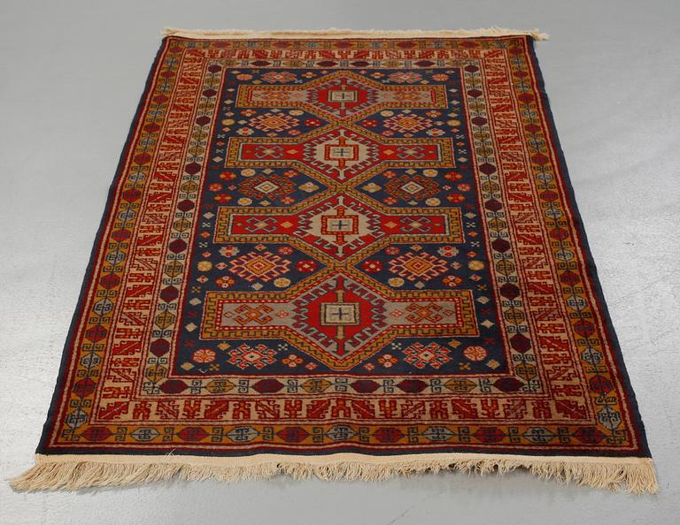 MATTA, troligen Kaukasisk, old, 170x100 cm.