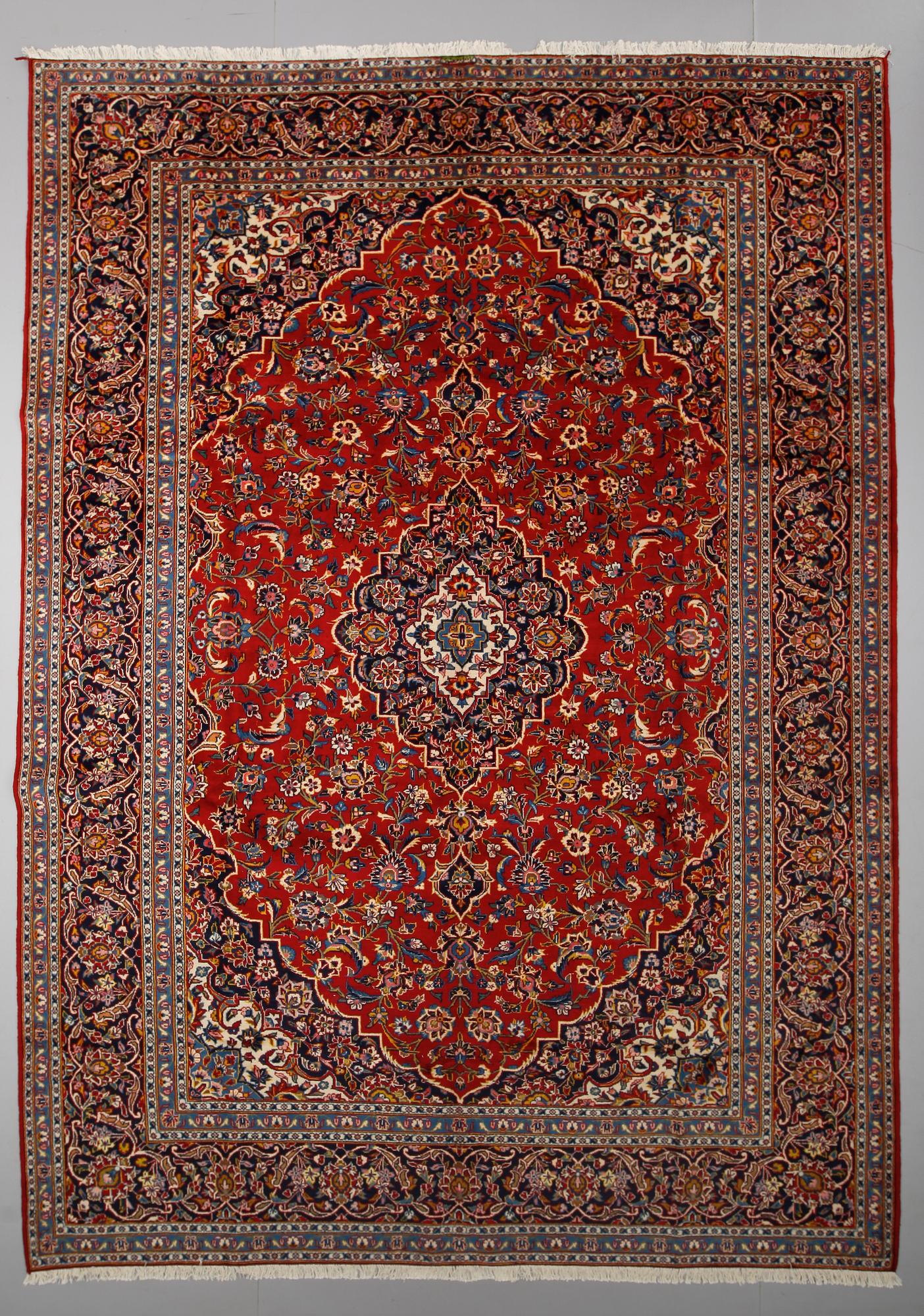 MATTA, Keshan, old, ca 394 x 286 cm.